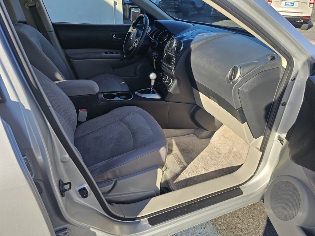 Used 2013 Nissan Rogue S w/ Special Edition Pkg image 20