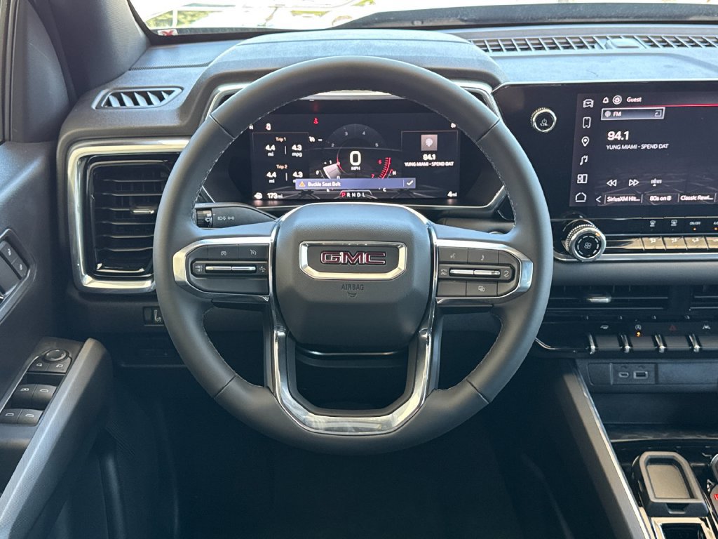 New 2026 GMC Canyon Elevation w/ LPO, Black Badging Package RWD image 13