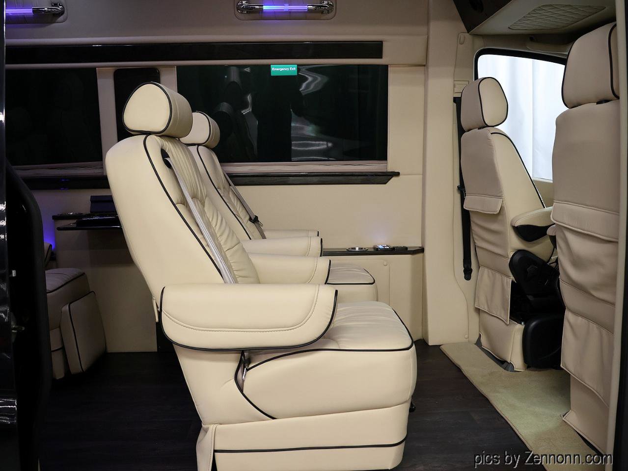 Used 2018 Mercedes-Benz Sprinter 3500 image 31