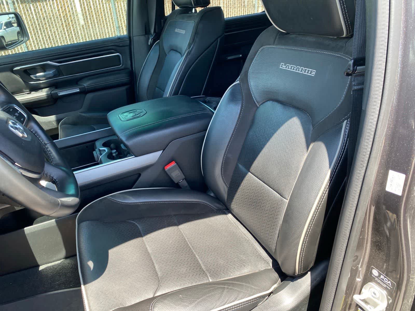 Used 2023 RAM 1500 Laramie AWD/4WD image 12