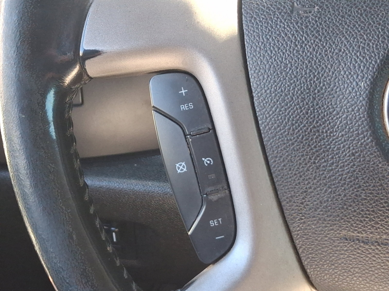 Used 2013 GMC Sierra 3500 SLE w/ SLE Preferred Package image 19