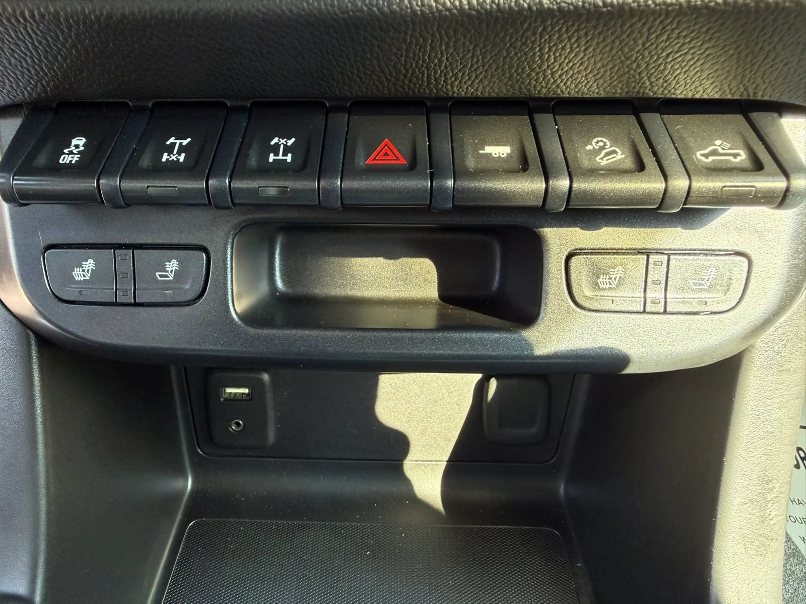 Used 2017 Chevrolet Colorado ZR2 AWD/4WD image 18