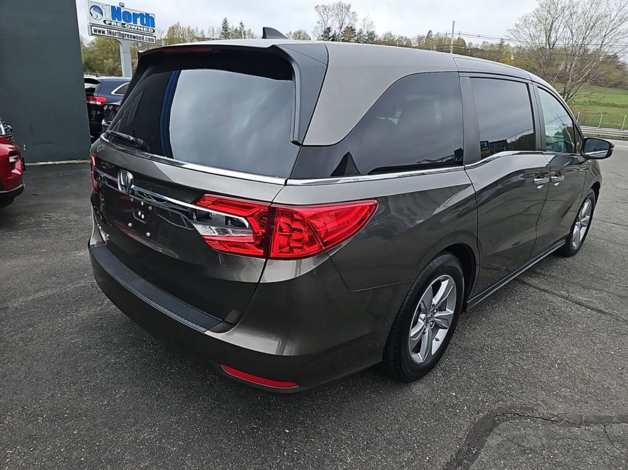 Used 2018 Honda Odyssey EX-L image 4