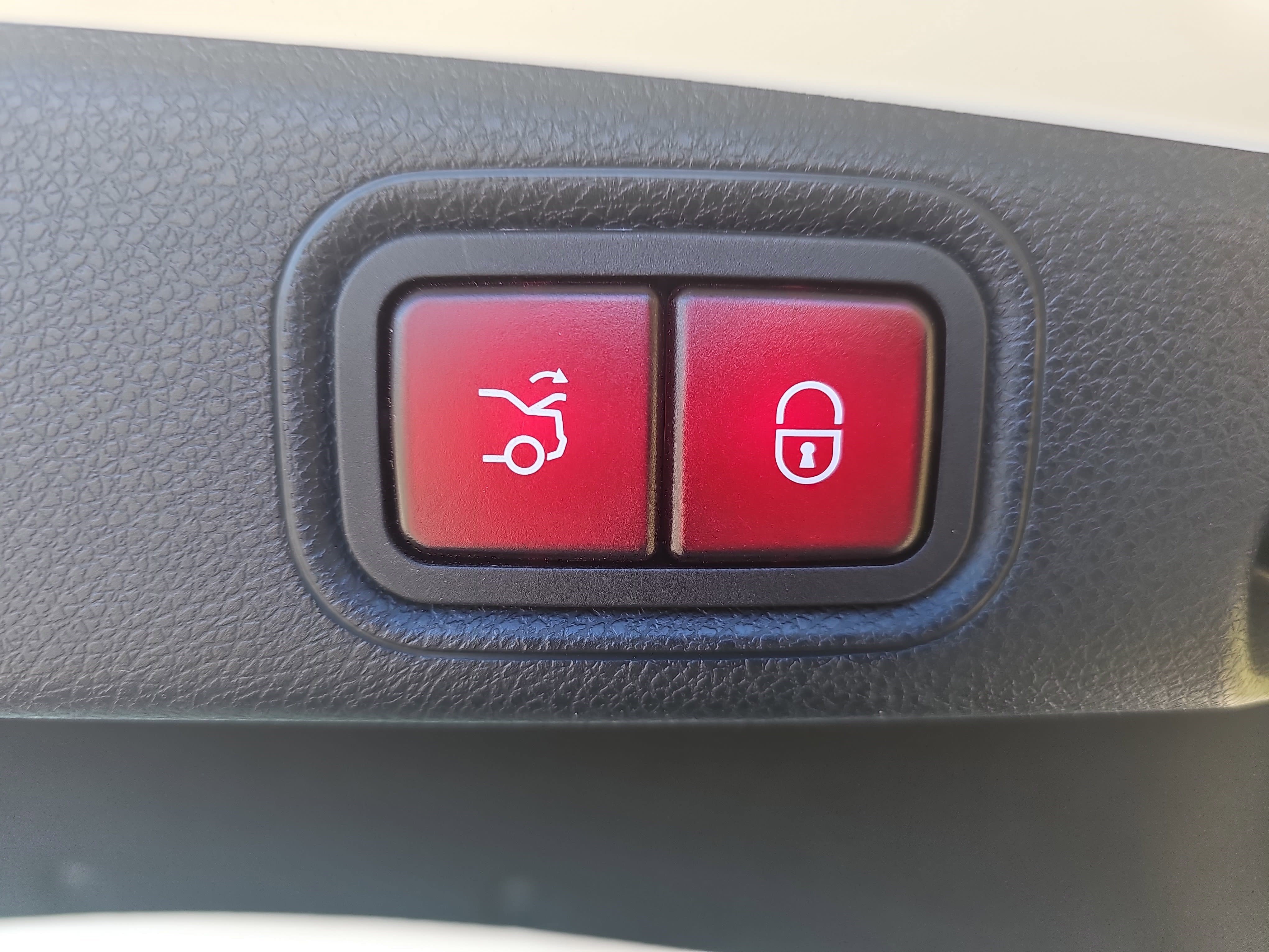 Certified 2022 Mercedes-Benz E 450 4MATIC Sedan image 13