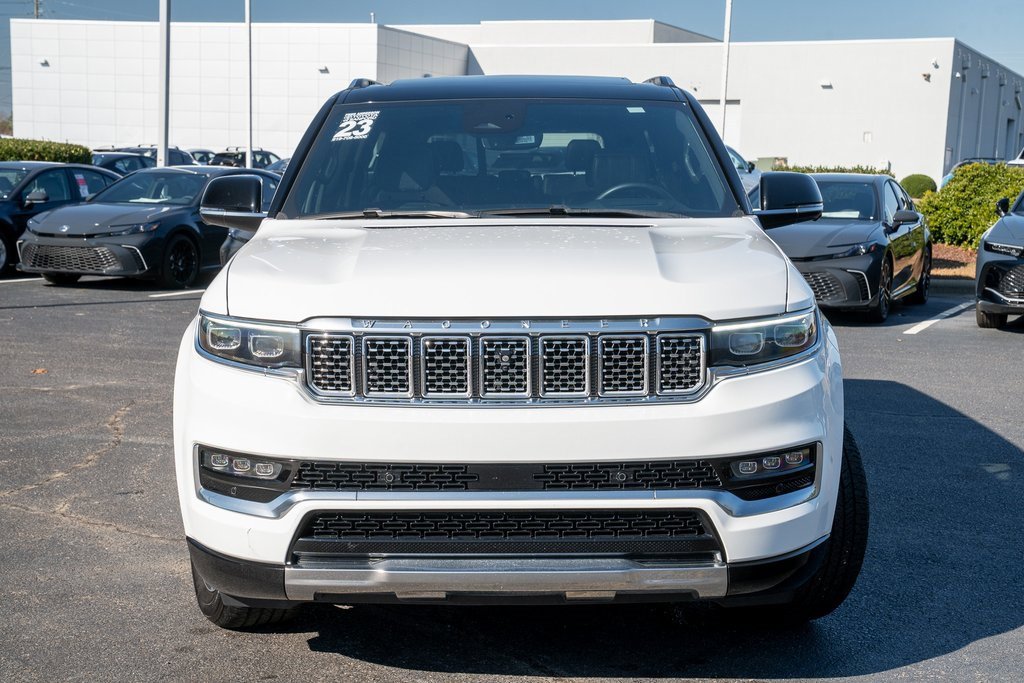 Used 2023 Jeep Grand Wagoneer 4WD image 2