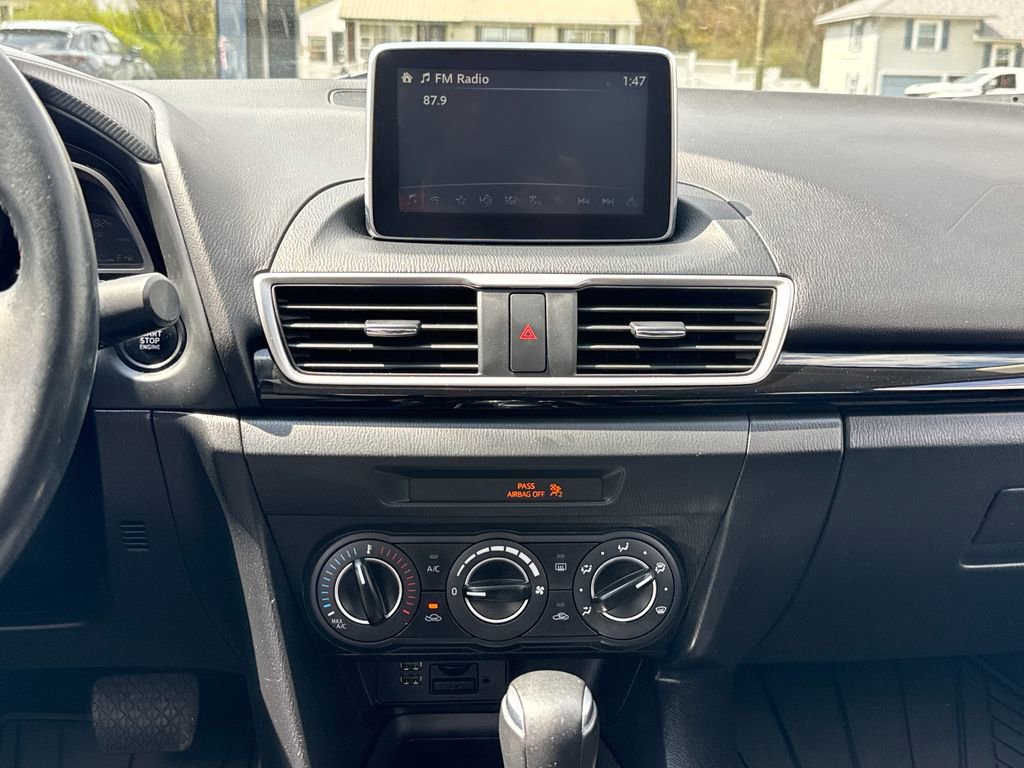 Used 2016 MAZDA MAZDA3 i Touring FWD image 18