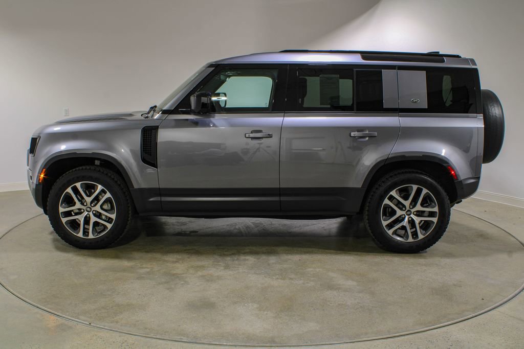 Used 2020 Land Rover Defender 110 HSE image 2