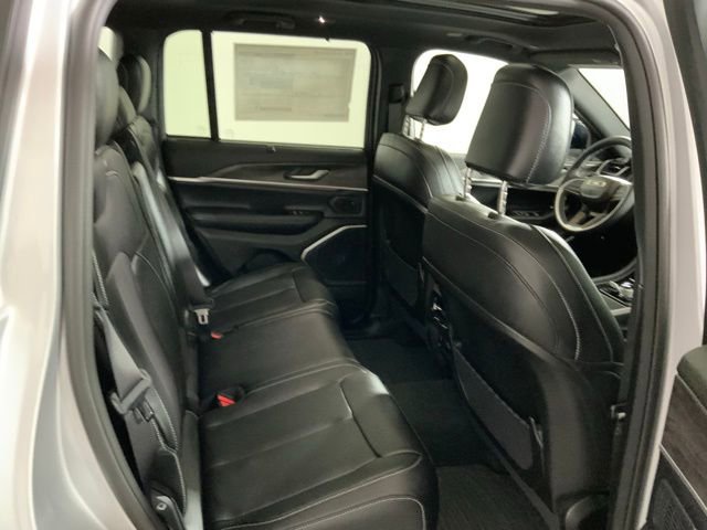 Used 2024 Jeep Grand Cherokee Limited 4xe w/ Luxury Tech Group II image 21