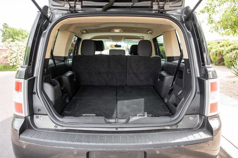 Used 2019 Ford Flex SE image 19