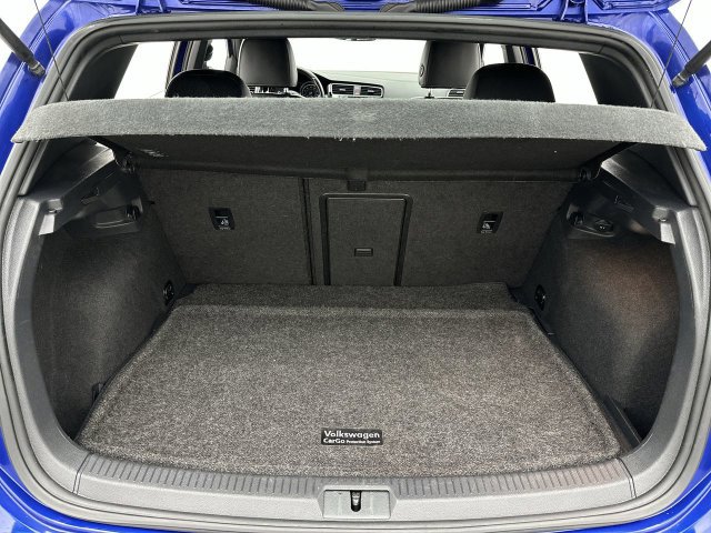 Used 2017 Volkswagen Golf R 4-Door AWD/4WD image 22