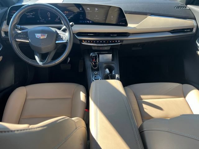 Certified 2024 Cadillac XT4 Luxury FWD image 12