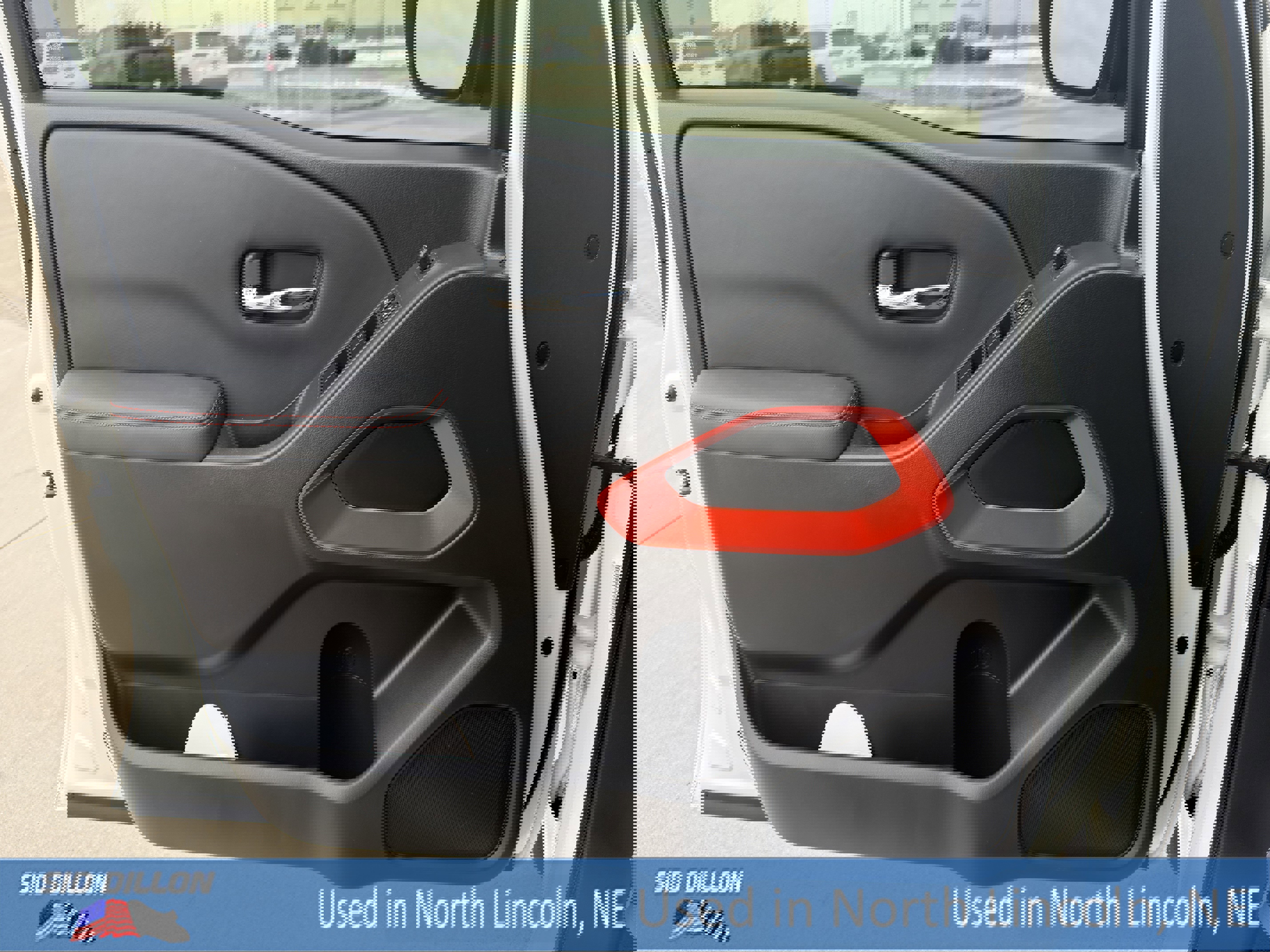 Used 2022 Nissan Frontier PRO-4X image 23