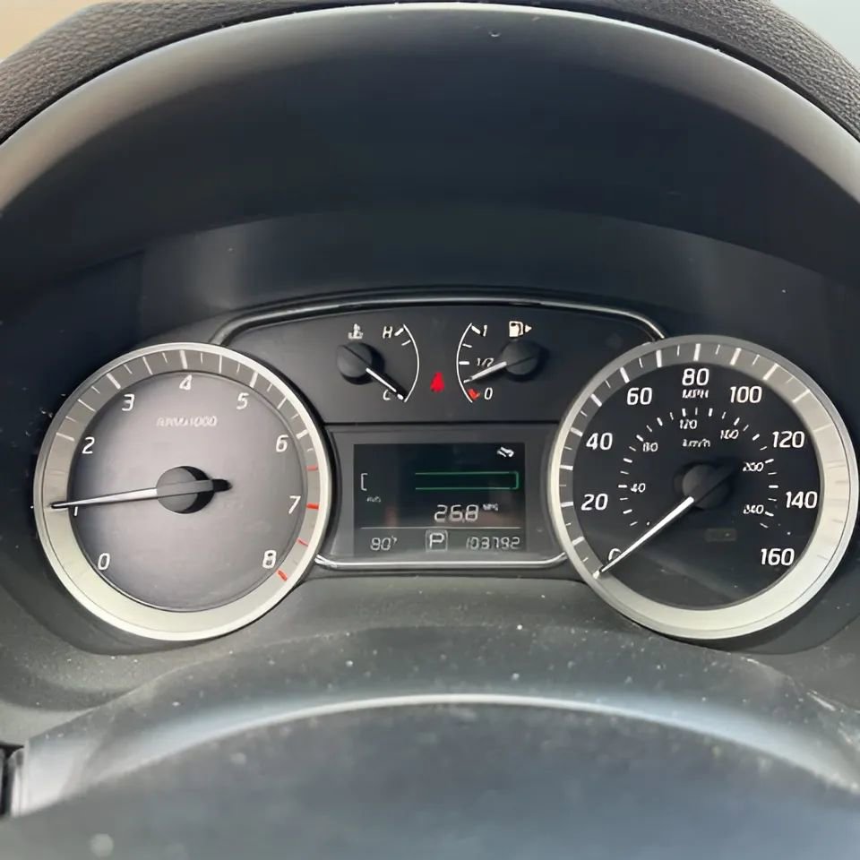 Used 2013 Nissan Sentra SR w/ Driver Pkg FWD image 34