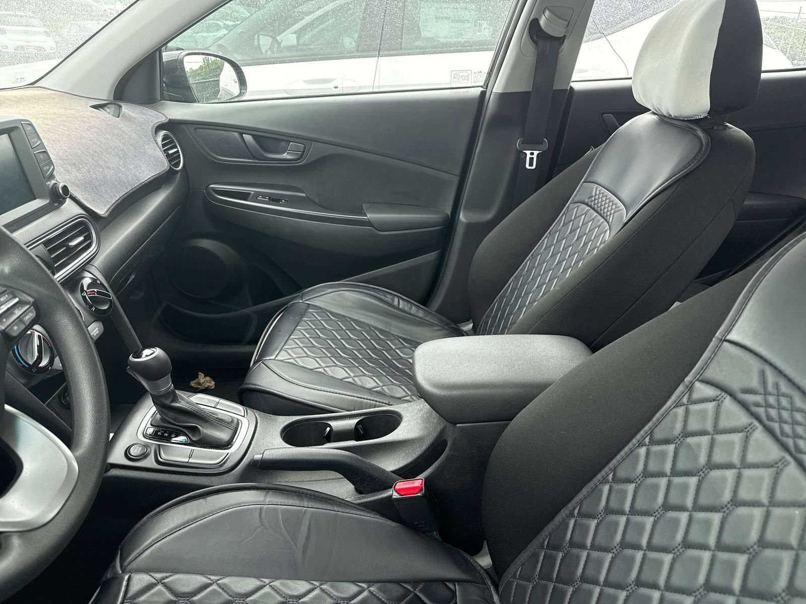 Used 2021 Hyundai Kona SE FWD image 11