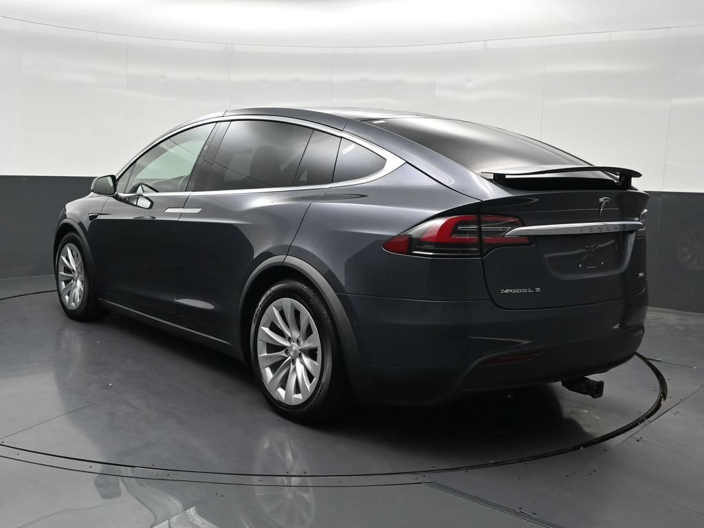 Used 2019 Tesla Model X AWD/4WD image 3