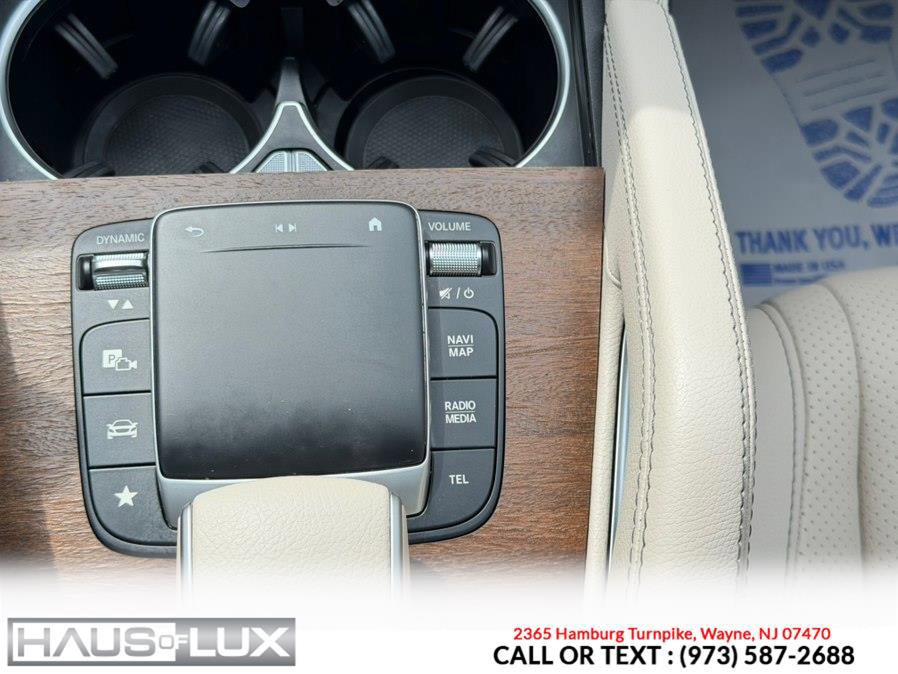 Used 2021 Mercedes-Benz GLE 350 4MATIC w/ AMG Line Exterior image 36