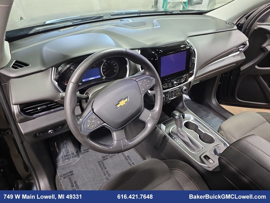 Used 2020 Chevrolet Traverse LT w/ Driver Confidence II Package image 18