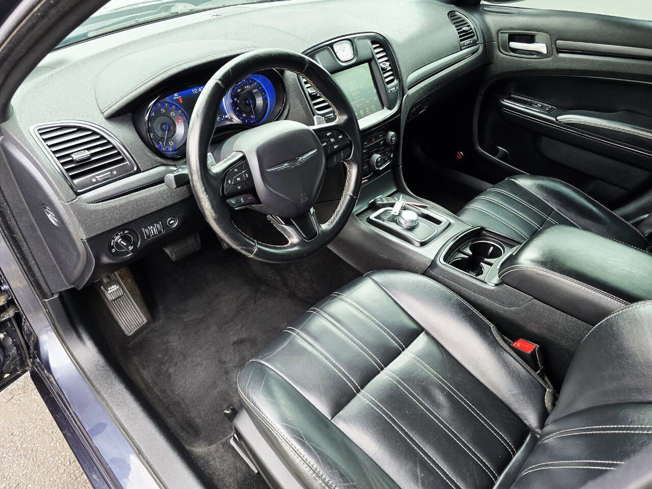 Used 2016 Chrysler 300 S w/ 300S Premium Group image 13