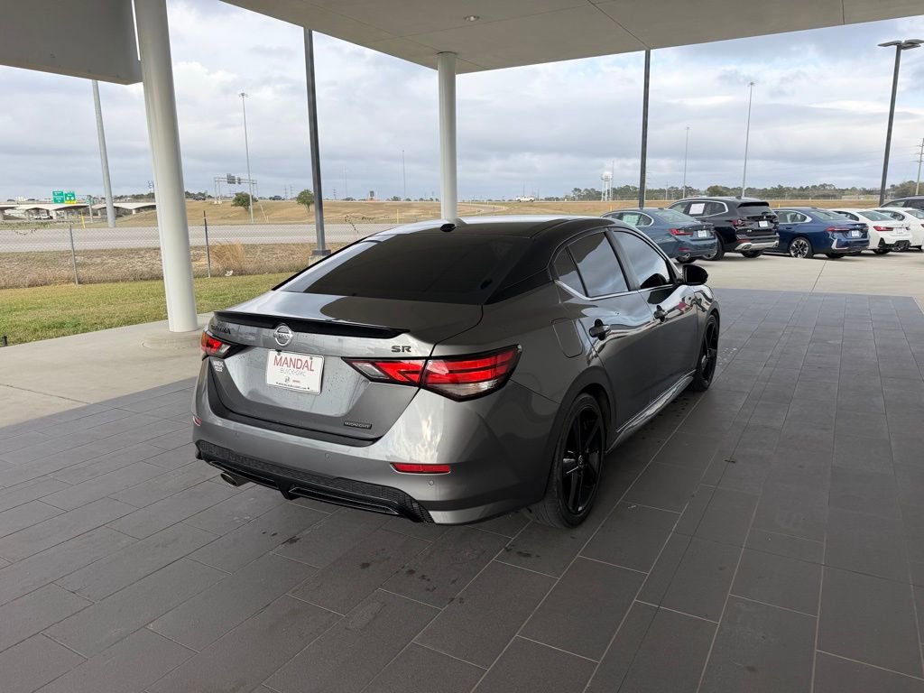 Used 2023 Nissan Sentra SR w/ Midnight Edition Package image 5