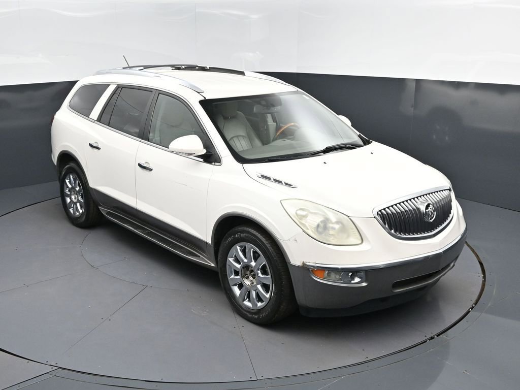 Used 2011 Buick Enclave CXL FWD image 1