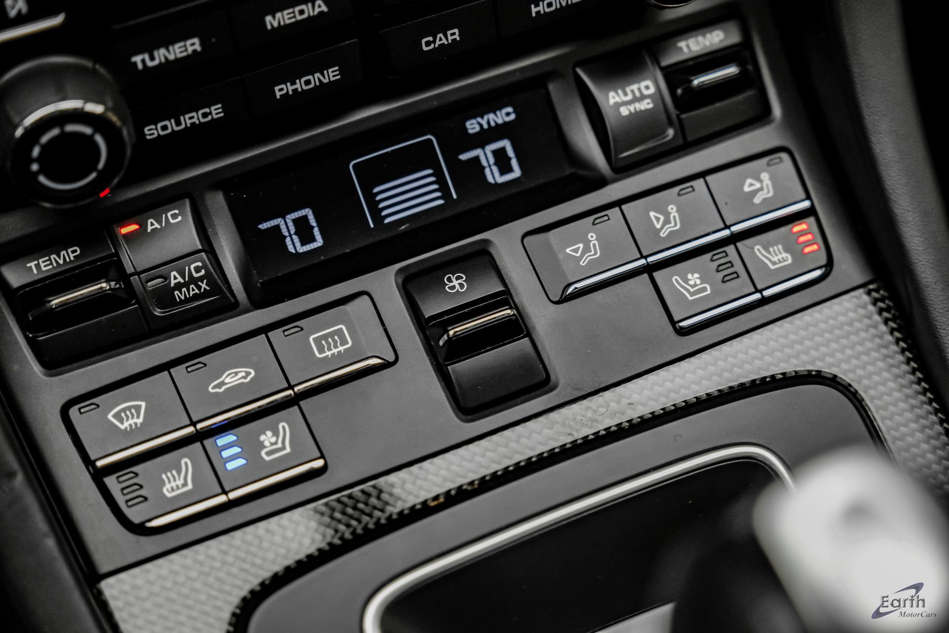 Used 2017 Porsche 911 Turbo image 69