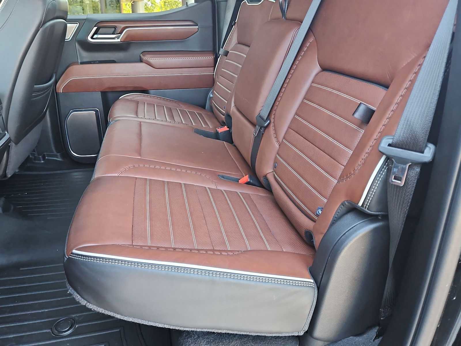 Certified 2025 GMC Sierra 1500 Denali Ultimate AWD/4WD image 21