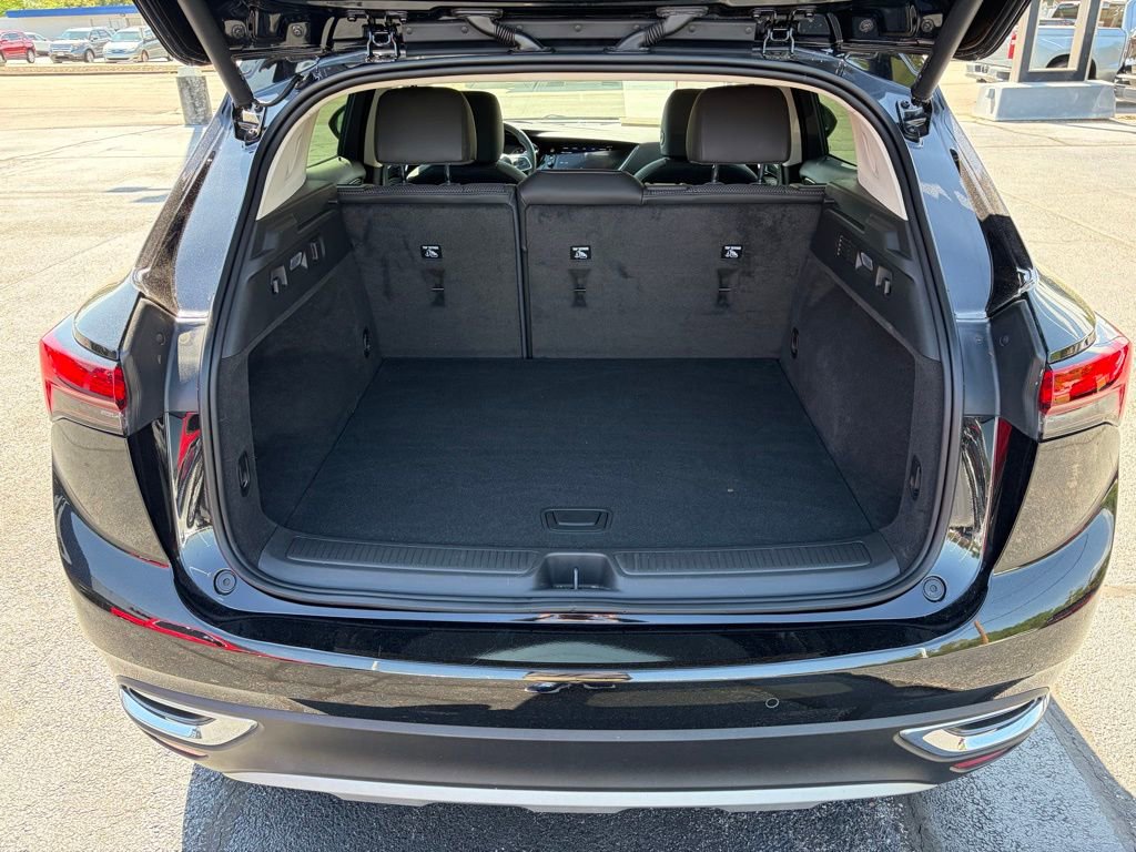 Used 2023 Buick Envision Preferred image 7