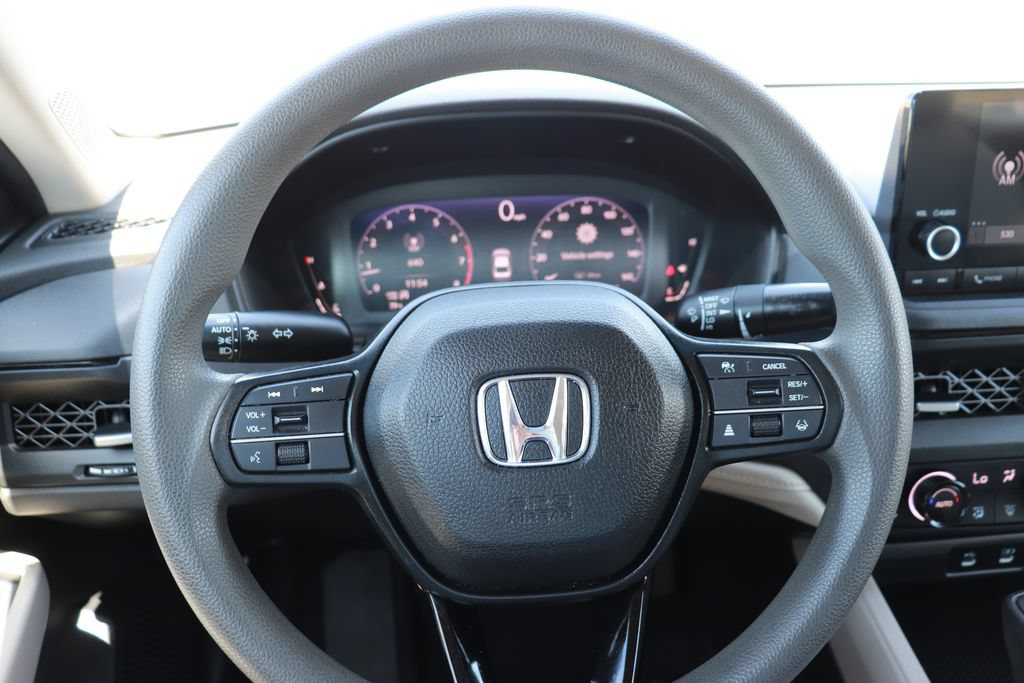 Used 2023 Honda Accord EX image 19