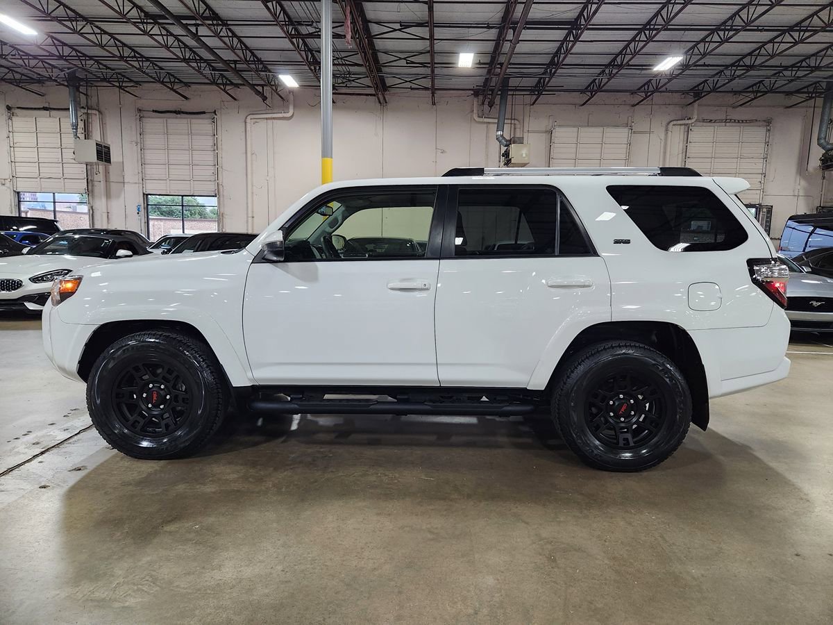 Used 2022 Toyota 4Runner SR5 RWD image 7