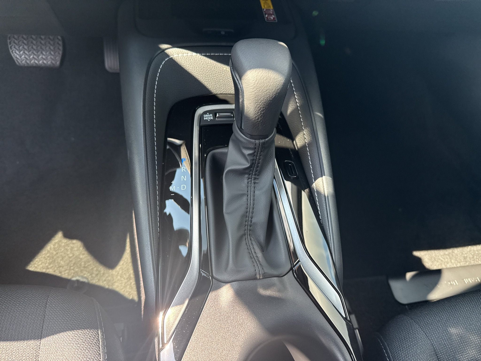 New 2026 Toyota Corolla SE FWD image 16