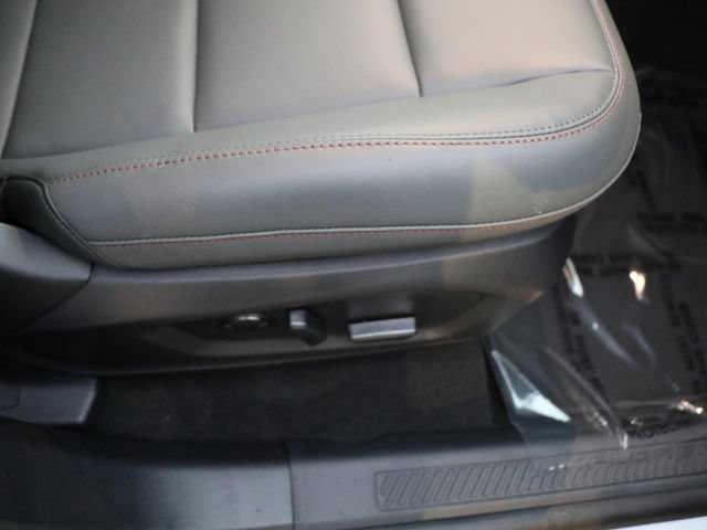 New 2026 Ford Explorer Active w/ Active Comfort Package AWD/4WD image 11