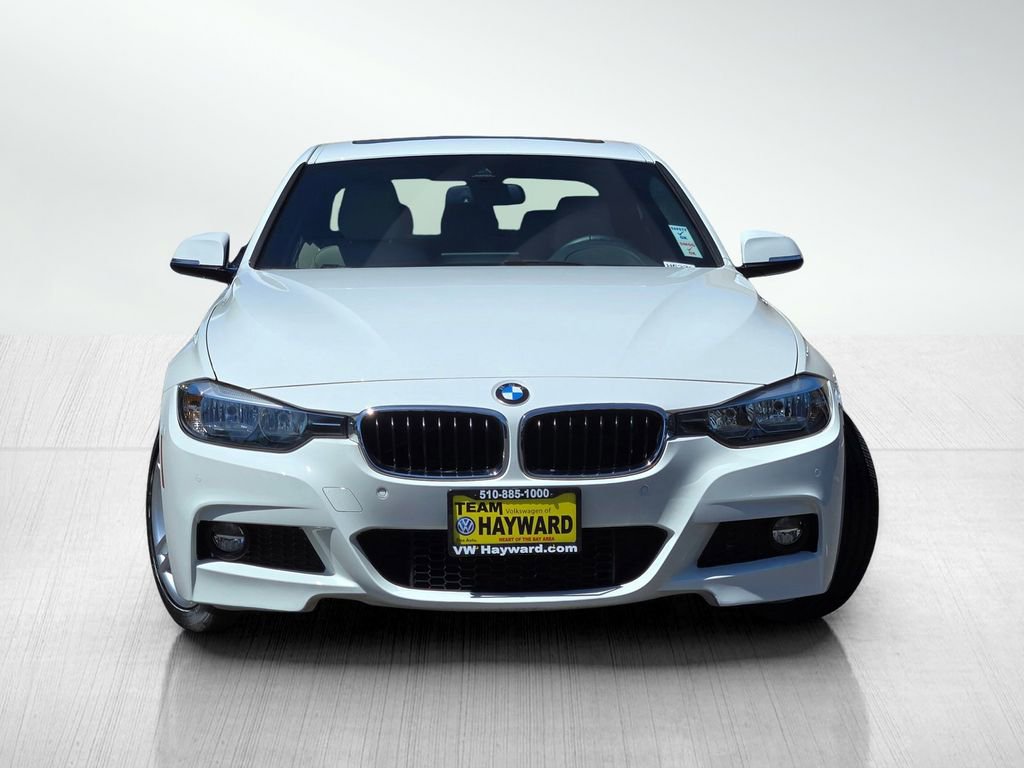 Used 2017 BMW 330i Sedan image 2