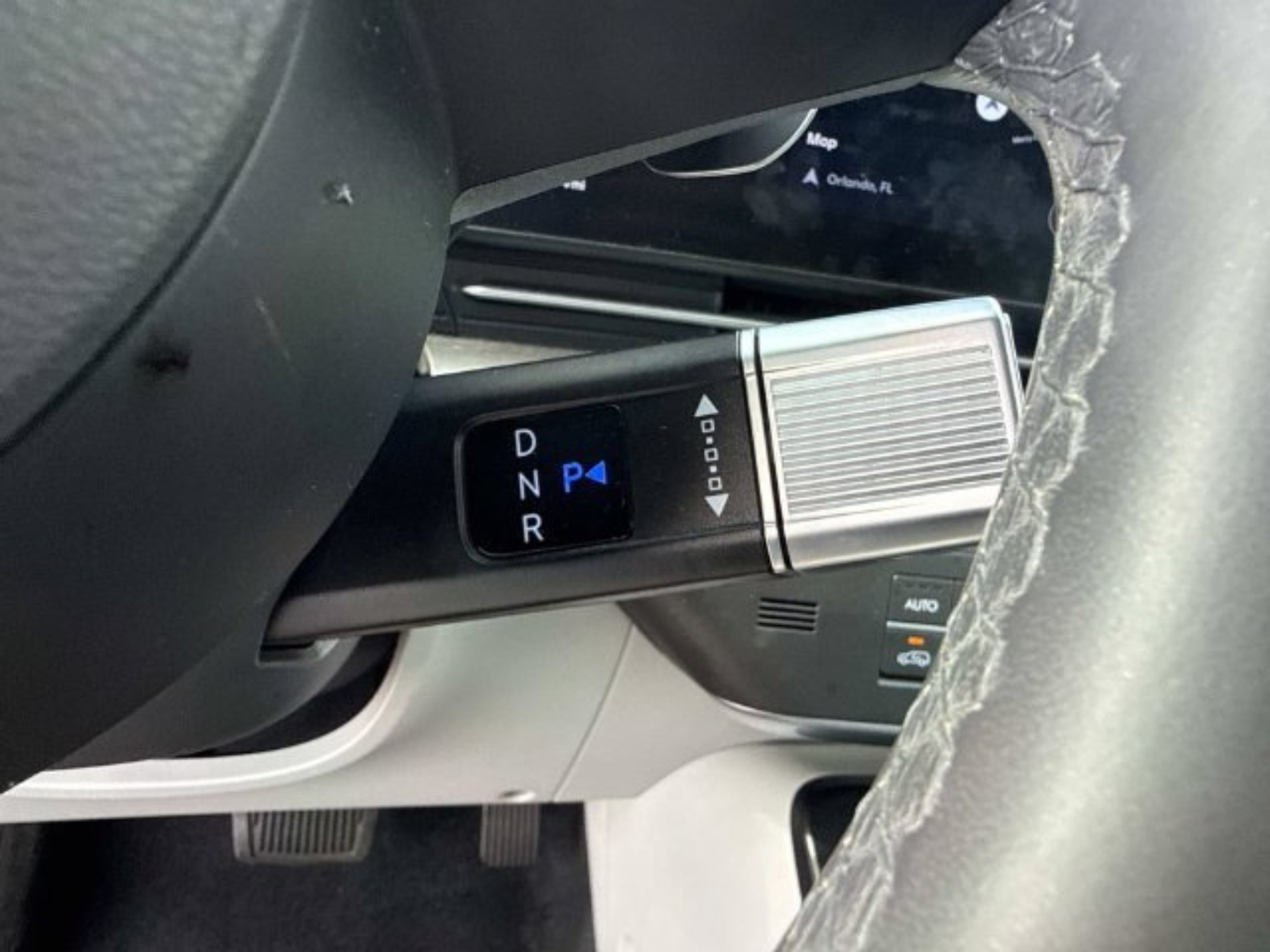 Used 2024 Hyundai Kona SEL w/ Convenience Package FWD image 25