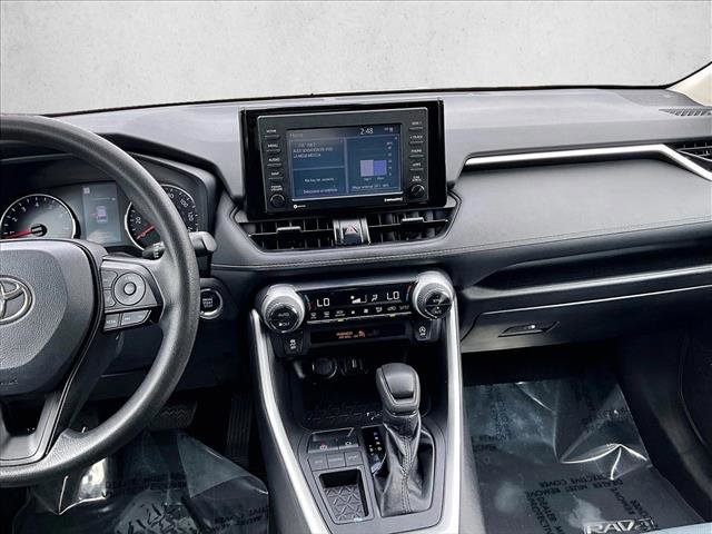 Used 2022 Toyota RAV4 XLE FWD image 8