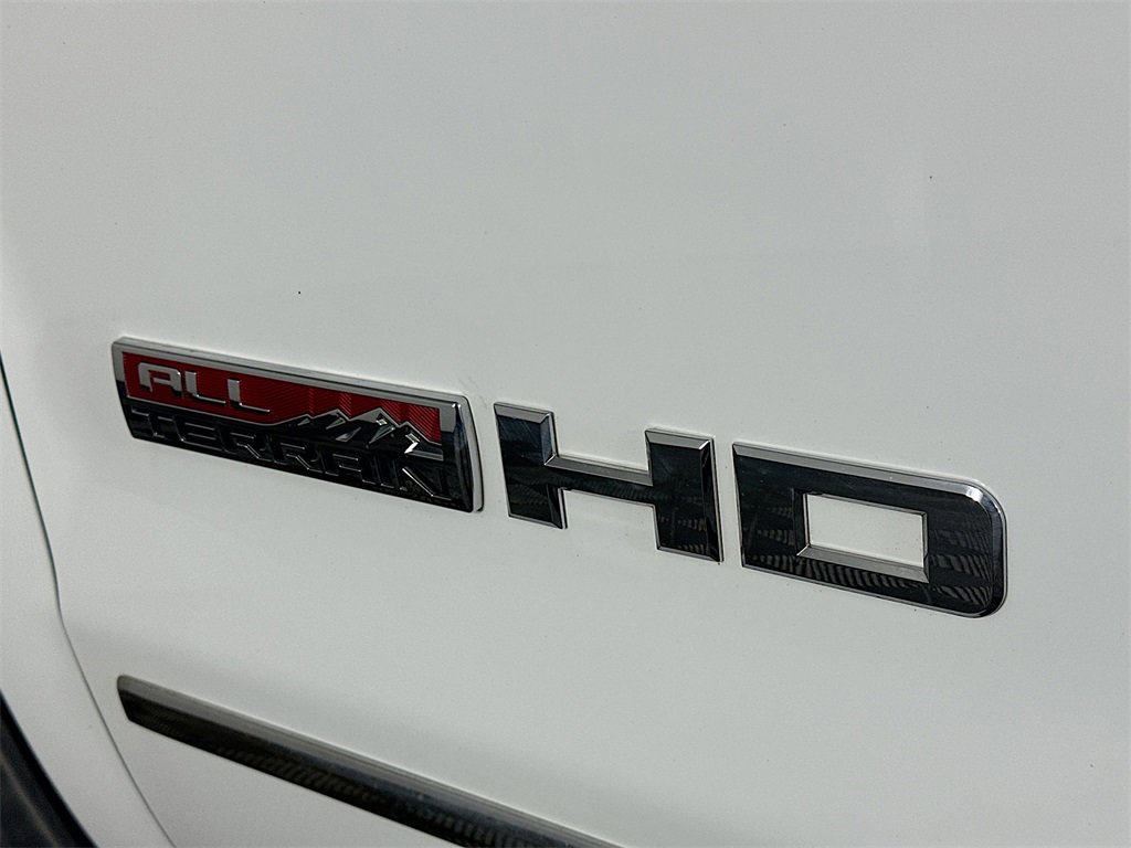 Used 2017 GMC Sierra 2500 SLT w/ All Terrain HD Package image 28
