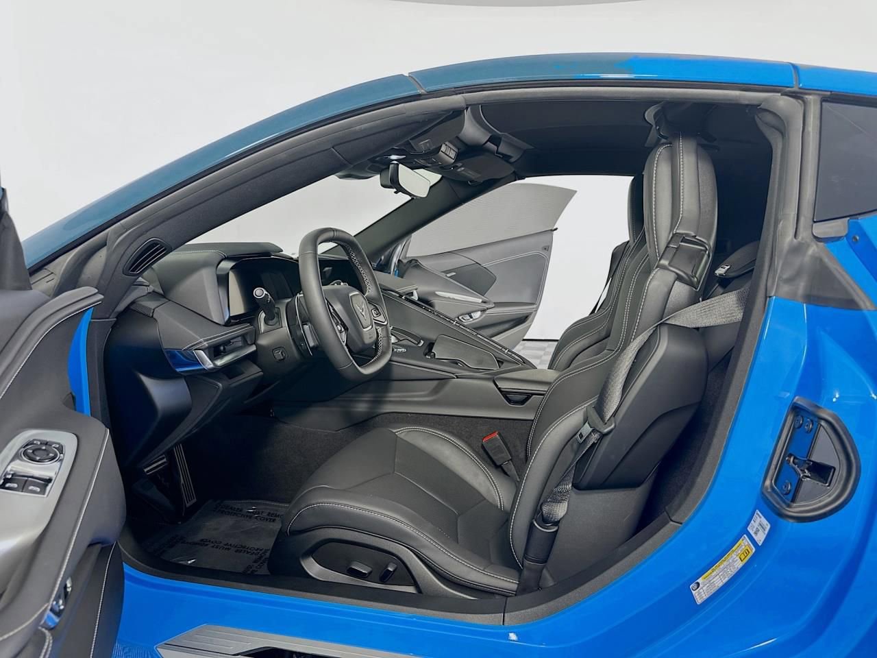 Used 2024 Chevrolet Corvette Stingray Coupe w/ 1LT image 26