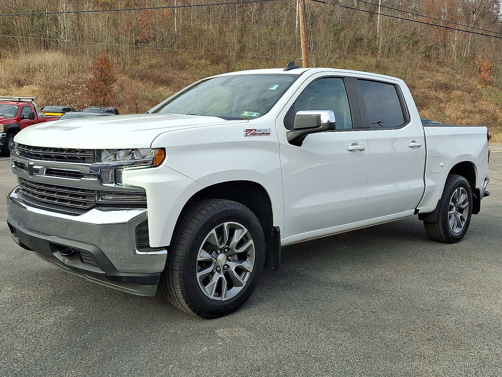 Used 2021 Chevrolet Silverado 1500 LT image 3