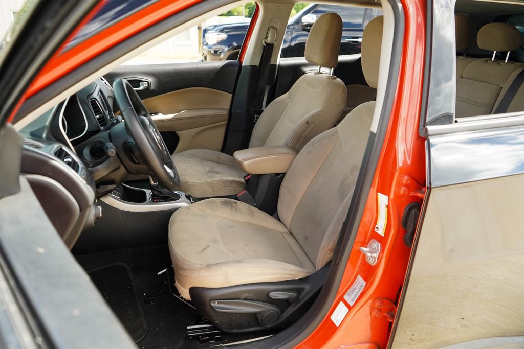 Used 2018 Jeep Compass Sport FWD image 7