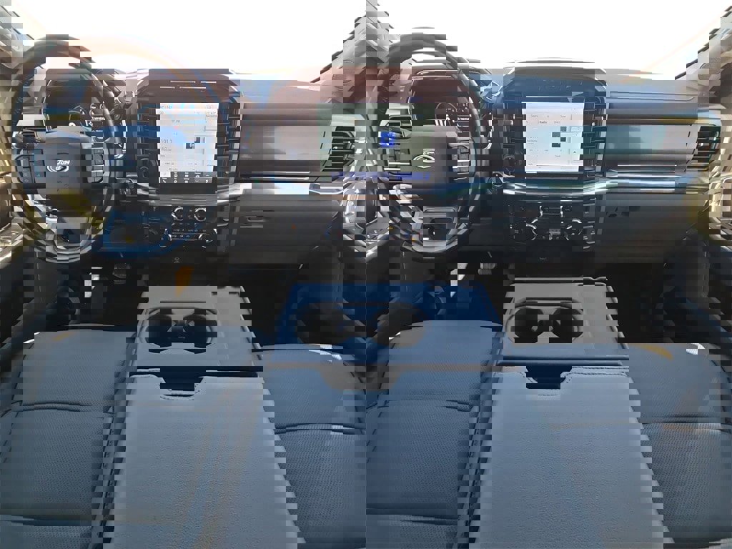 Used 2022 Ford F150 Lariat image 9