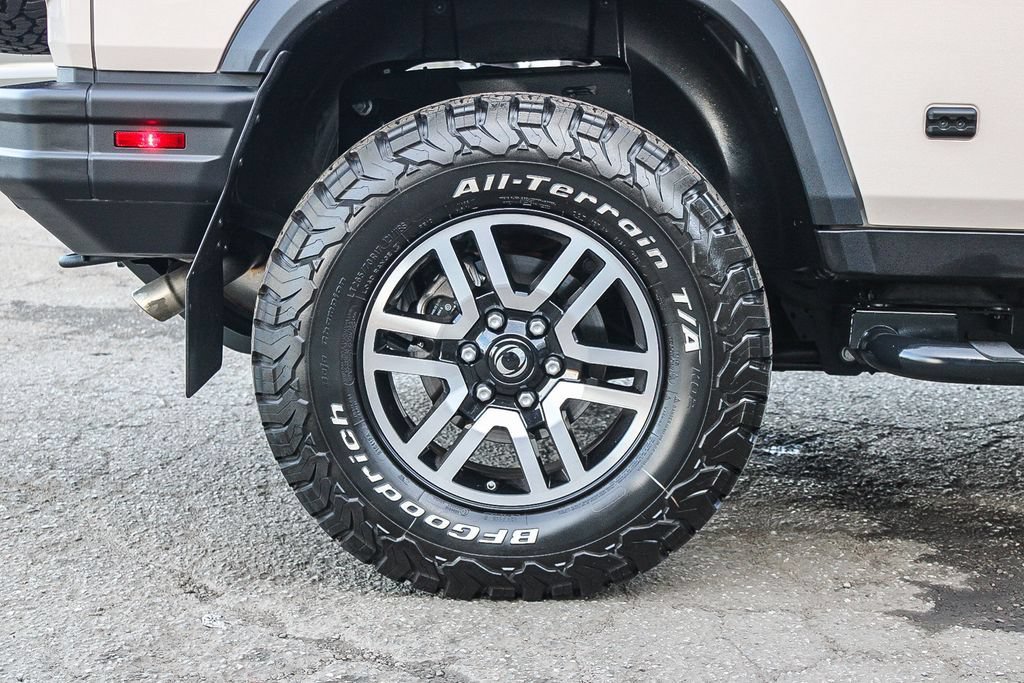 Used 2025 INEOS Grenadier AWD/4WD image 12
