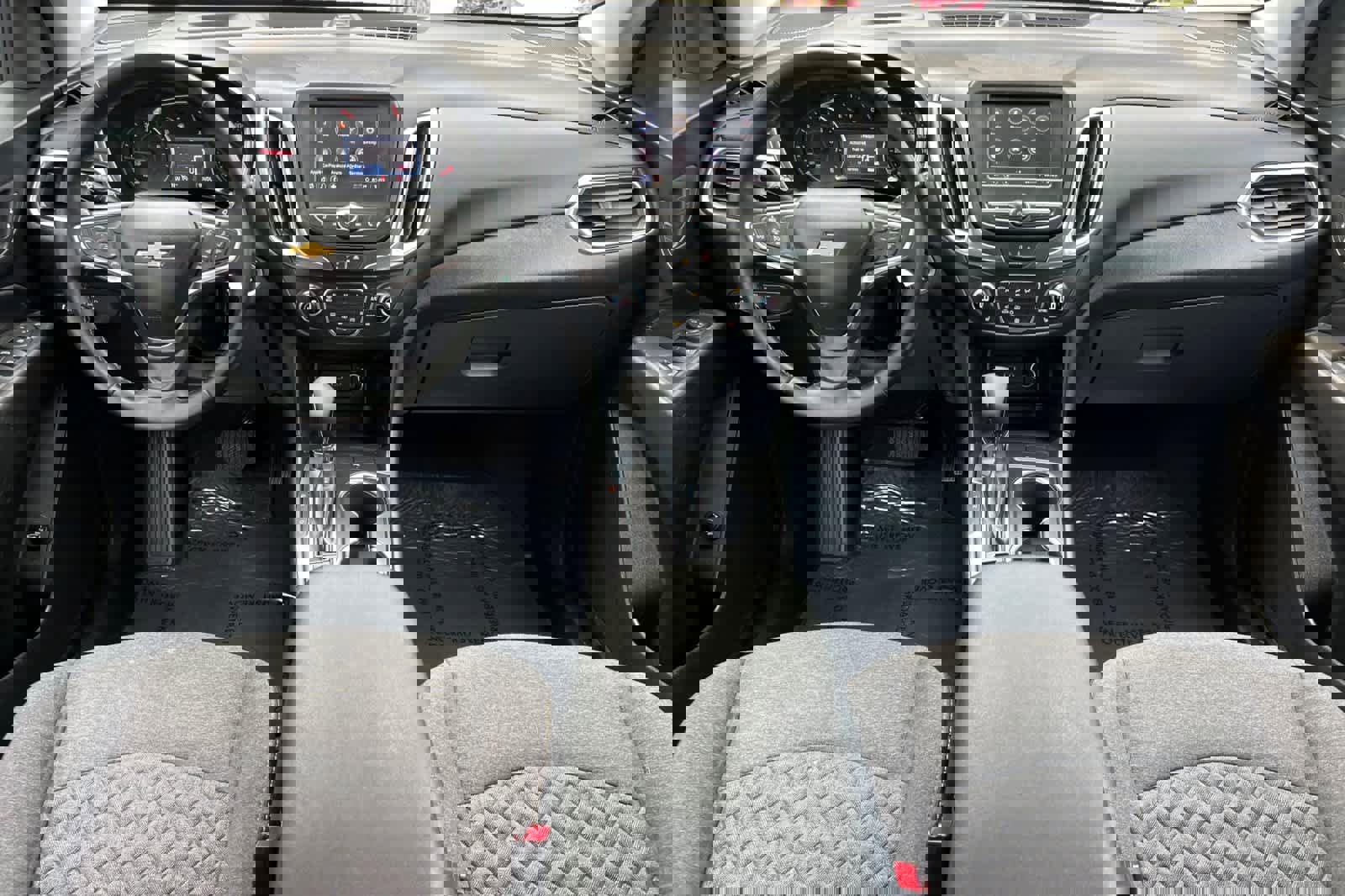 Used 2024 Chevrolet Equinox LT image 3