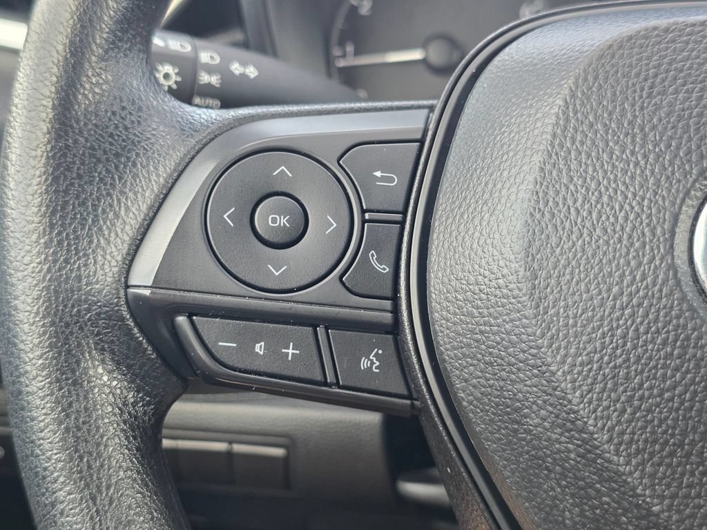 Certified 2025 Toyota Corolla LE FWD image 31