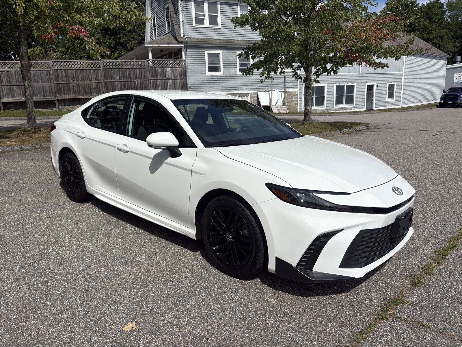 Used 2026 Toyota Camry SE AWD/4WD video 1