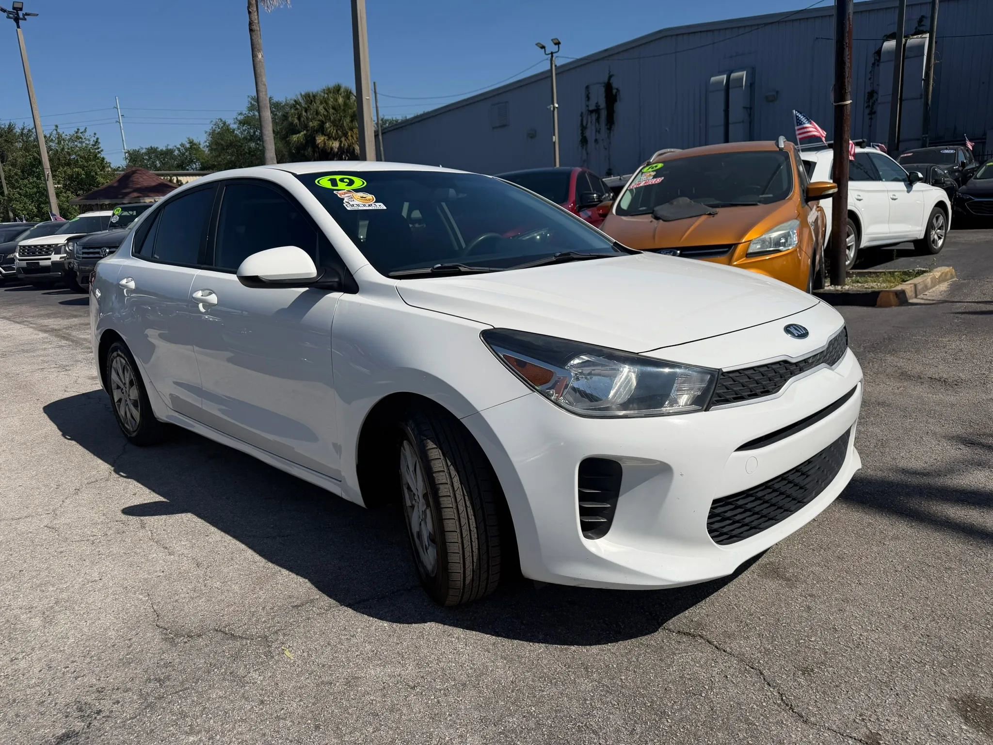 Used 2019 Kia Rio S FWD image 3