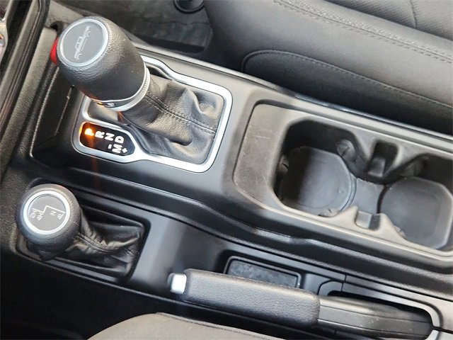 Used 2023 Jeep Gladiator Sport image 15