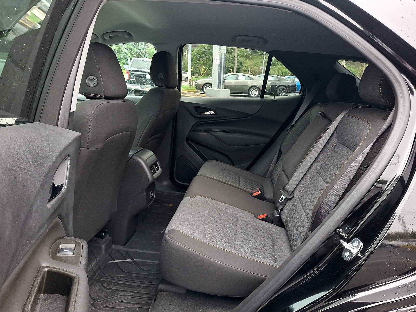 Used 2024 Chevrolet Equinox LT w/ LPO, Floor Liner Package AWD/4WD image 10