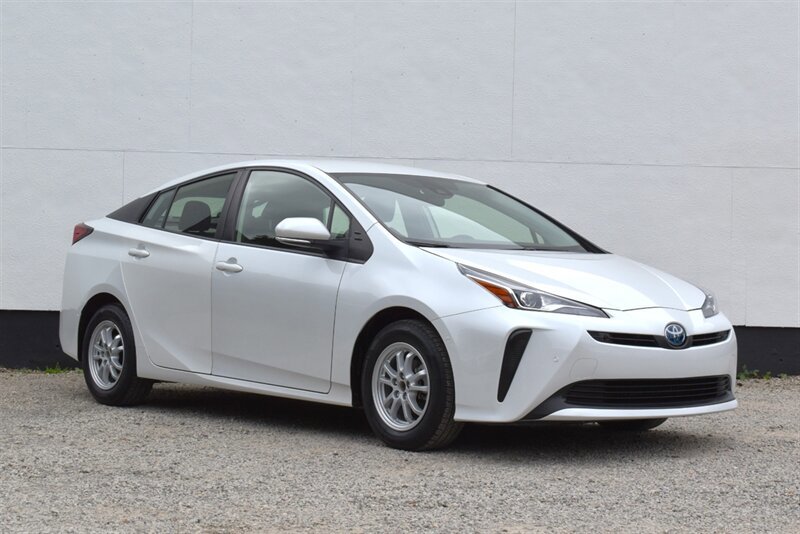 Used 2022 Toyota Prius LE