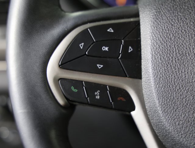 Used 2018 Jeep Grand Cherokee Limited image 13