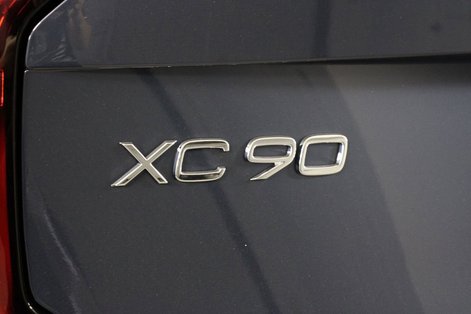 New 2026 Volvo XC90 T8 Plus w/ Protection Package Premier image 16