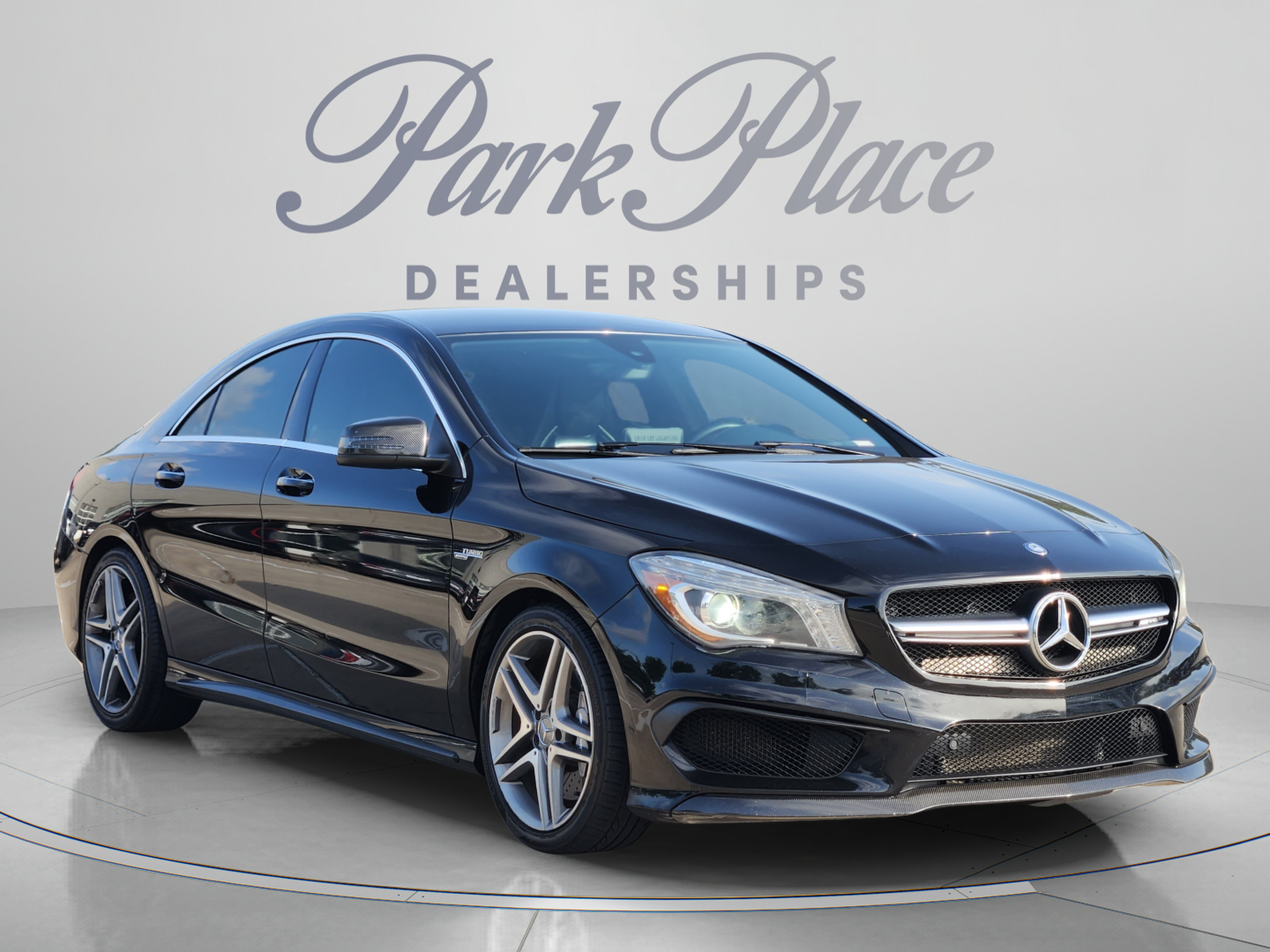 Used 2015 Mercedes-Benz CLA 45 AMG 4MATIC image 4